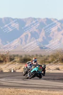 media/Dec-07-2025-CVMA (Sun) [[3e7d2de5dc]]/Race 17-Amateur Formula Middleweight/